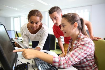 How to Build Your Resume (Even Over the Summer)